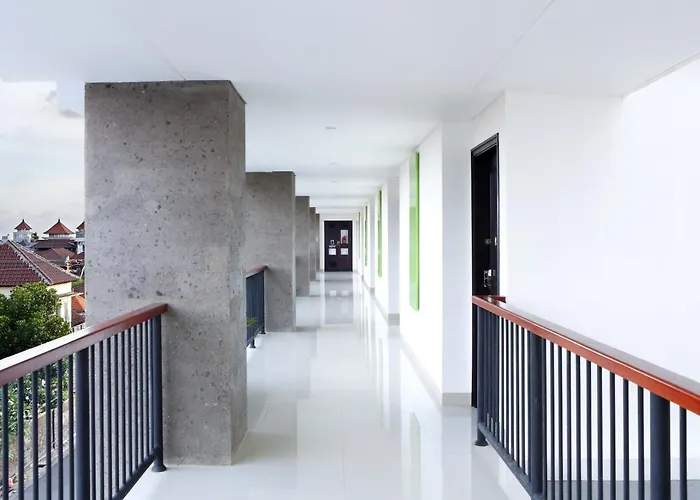 Amaris Teuku Umar