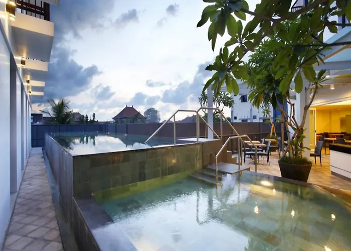 Amaris Teuku Umar Hotel 2*