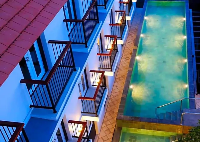 Amaris Teuku Umar Hotel 2*