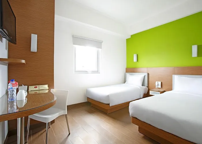 Amaris Teuku Umar Hotel